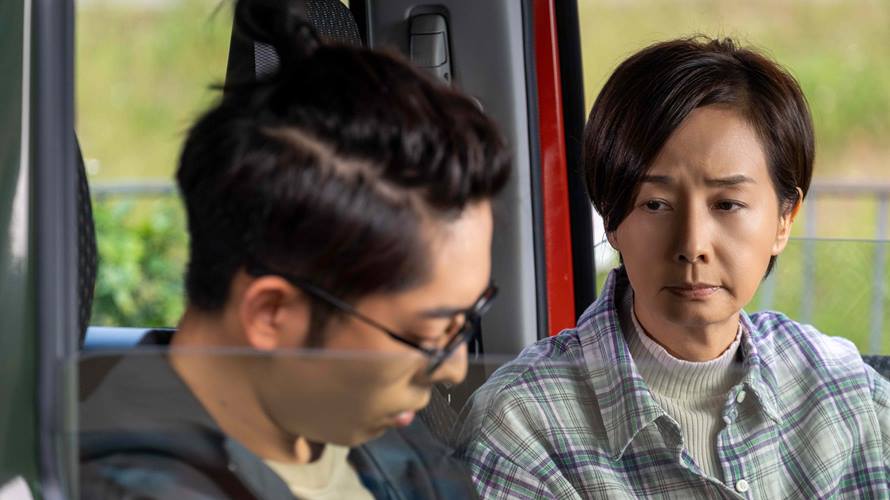 毛舜筠和呂爵安在電影中飾演關係疏離的母子。（圖／甲上提供）