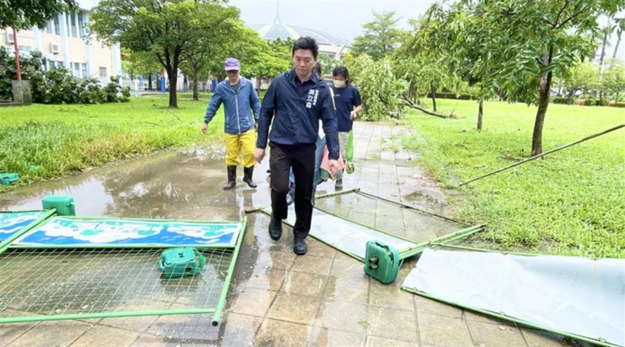 凱米颱風肆虐 高雄市52所學校災損高達388萬元
