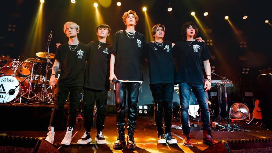 八三夭世界跑透透參戰音樂節，不忘台灣歌迷等待，公佈將於10月14日舉辦「顛倒世界巡迴演唱會」高雄站。（圖／kklive提供）