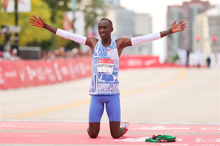 基亞圖姆是目前馬拉松世界紀錄保持人。（圖／Getty Images）