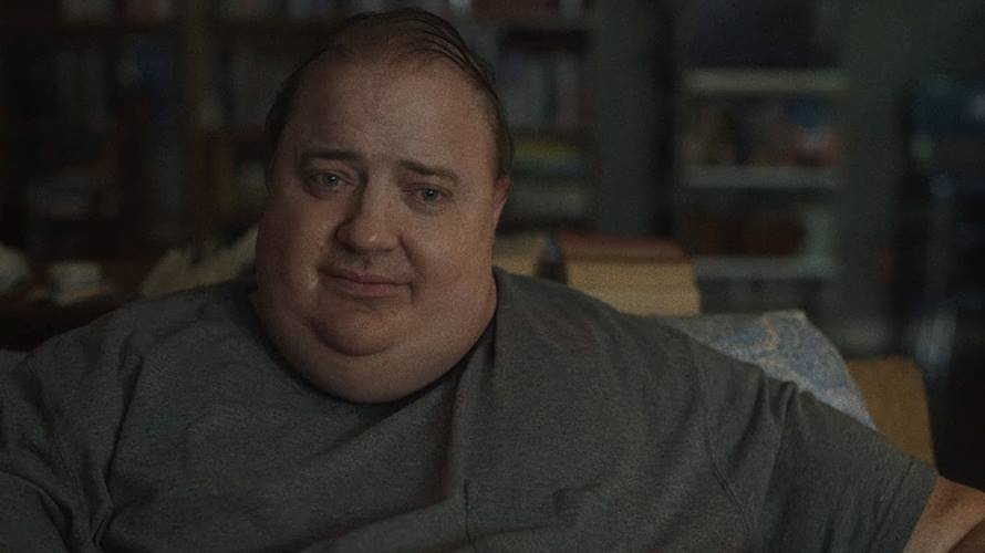 布蘭登費雪在電影中飾演270公斤男同志老爸。（圖／車庫娛樂提供）