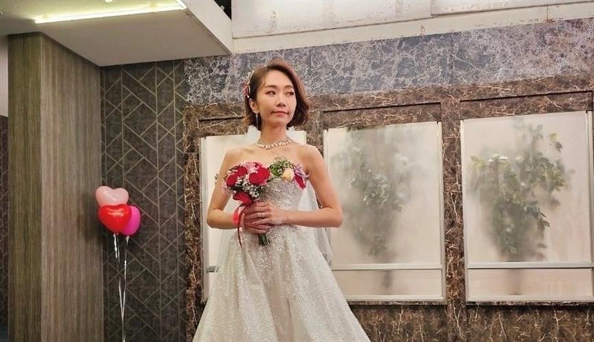 傳女女戀不當得利後就披婚紗！何依霈婚禮遭當眾揭穿直呼「手下留情」