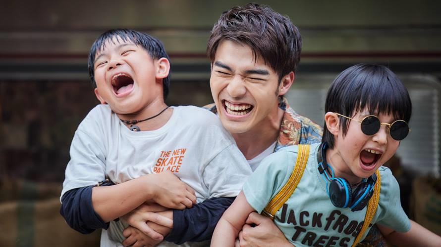陳昊森和兩位小童星拍出好感情。（圖／良人行提供）