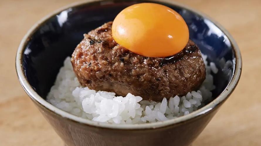 「挽肉と米」在台灣掀起了漢堡排旋風。（圖／摘自IG）