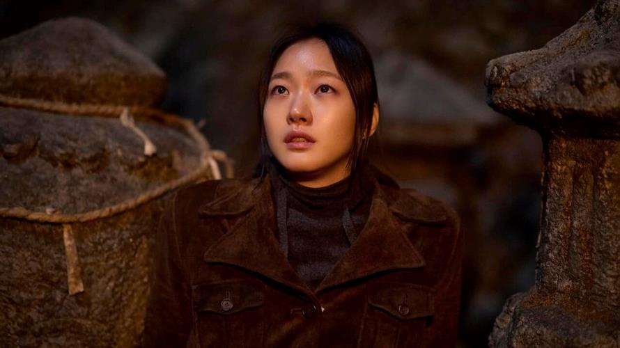 韓國電影《破墓》各國預售成績破表，打破印尼影史紀錄。（圖／車庫娛樂提供）