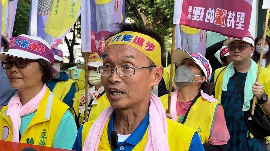 挑戰綠營王定宇　陳永和徒步遊行「要終結政黨惡鬥」